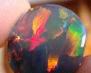 The Gemmological Digital Analyser (GDA) is the world's first automated device to grade opals using image analysis