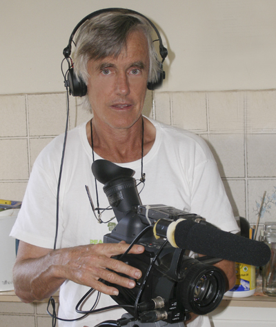 Filmmaker David Bradbury speaks of concerns of dust storms from South Australian mining areas impacting on the health of Australians
