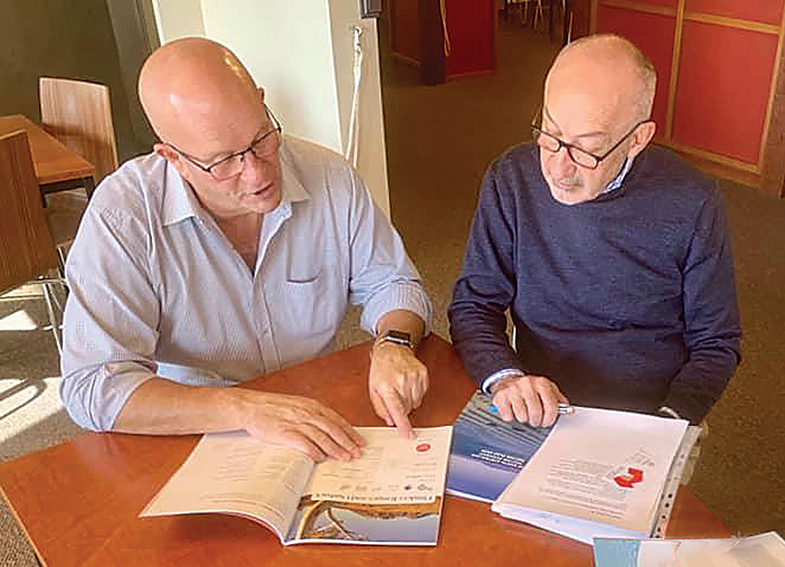 SA TOURISM MINISTER DAVID RIDGWAY VISITS COOBER PEDY & WILLIAM CREEK ...