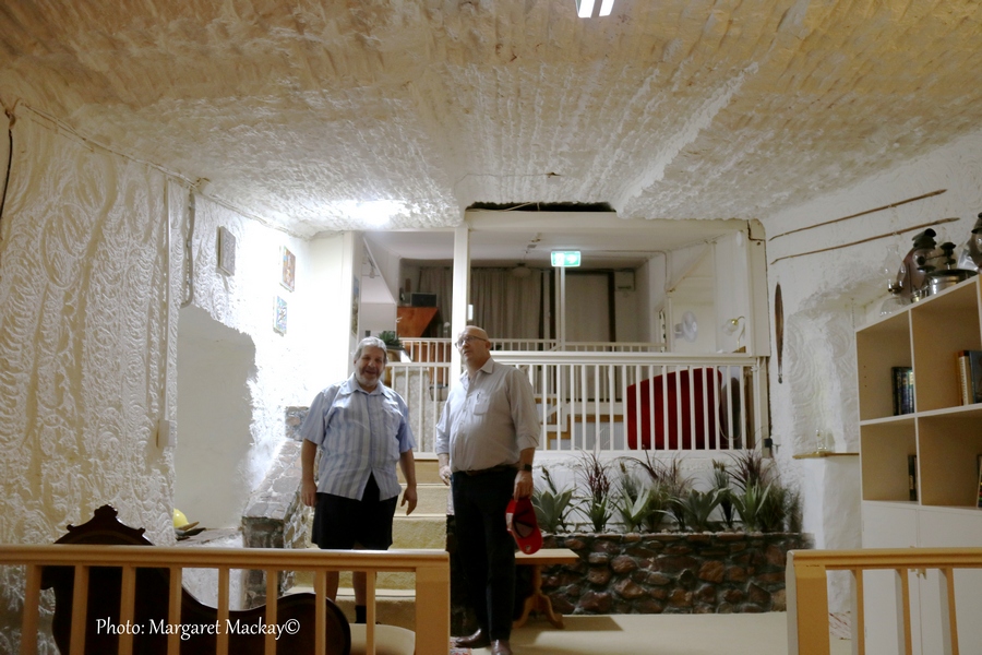 SA TOURISM MINISTER DAVID RIDGWAY VISITS COOBER PEDY & WILLIAM CREEK ...